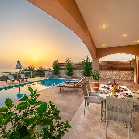 Villa Cleopatra Fiskardo sunset view!! Esterno foto
