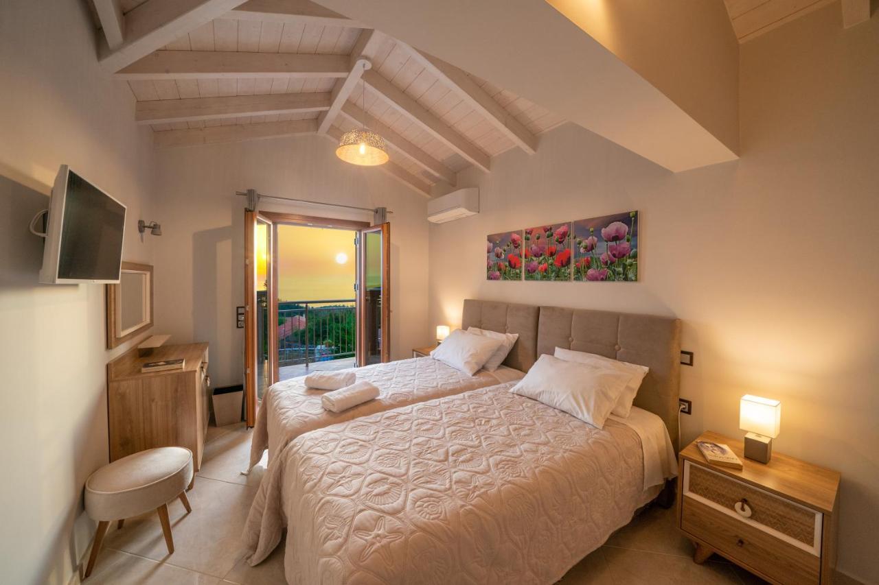 Villa Cleopatra Fiskardo sunset view!! Esterno foto