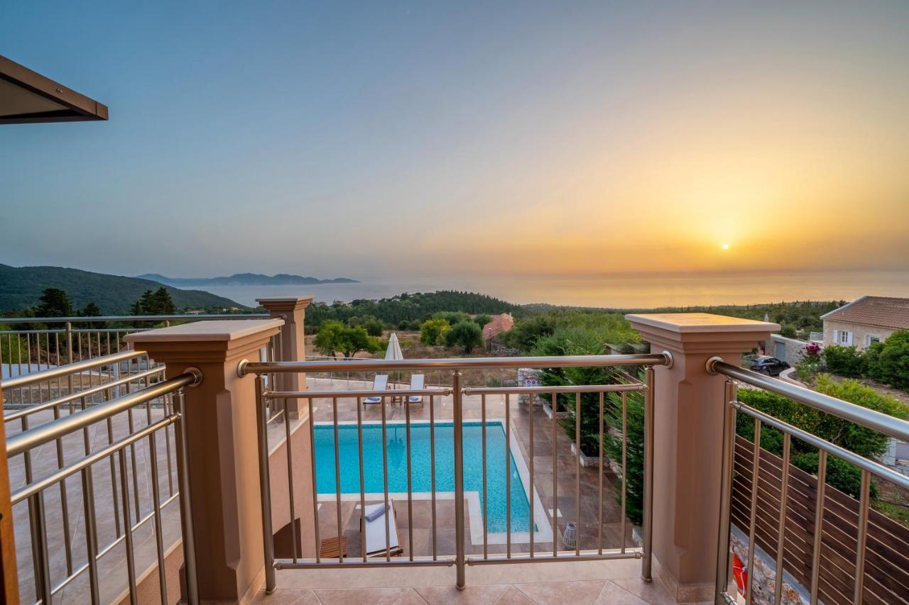 Villa Cleopatra Fiskardo sunset view!! Esterno foto